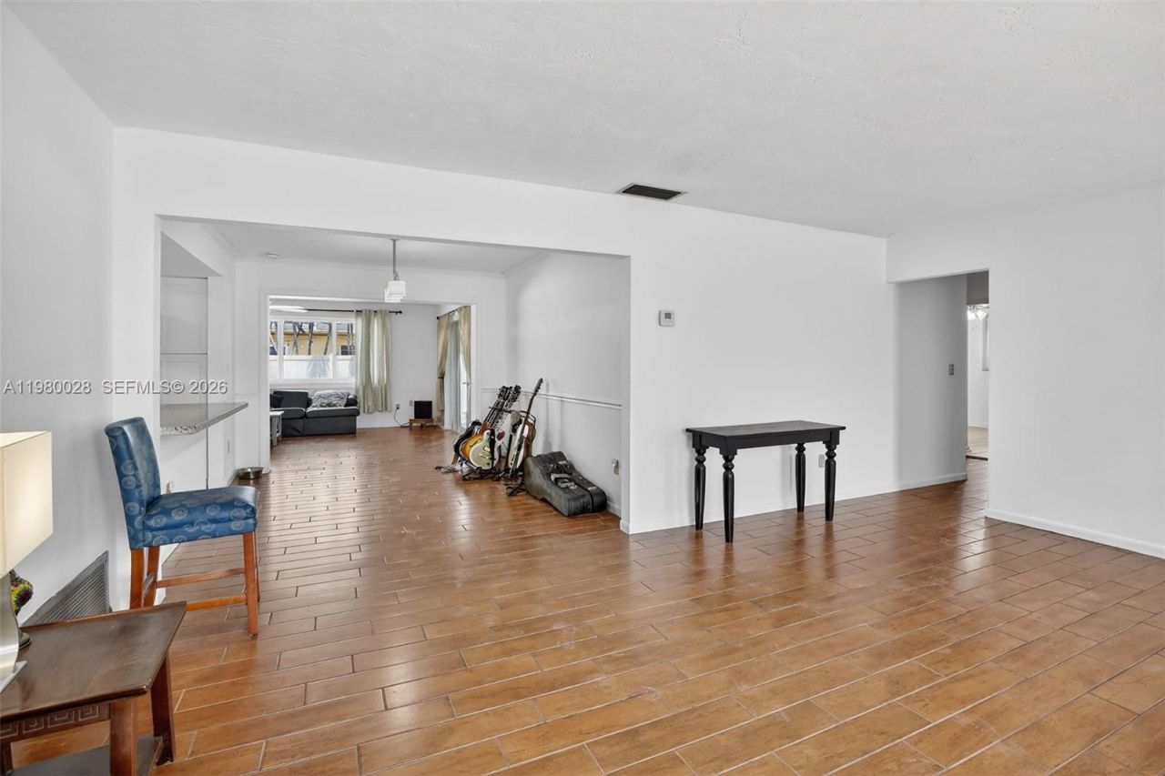 11501 NW 15th St , Pembroke Pines, FL 33026 Photo