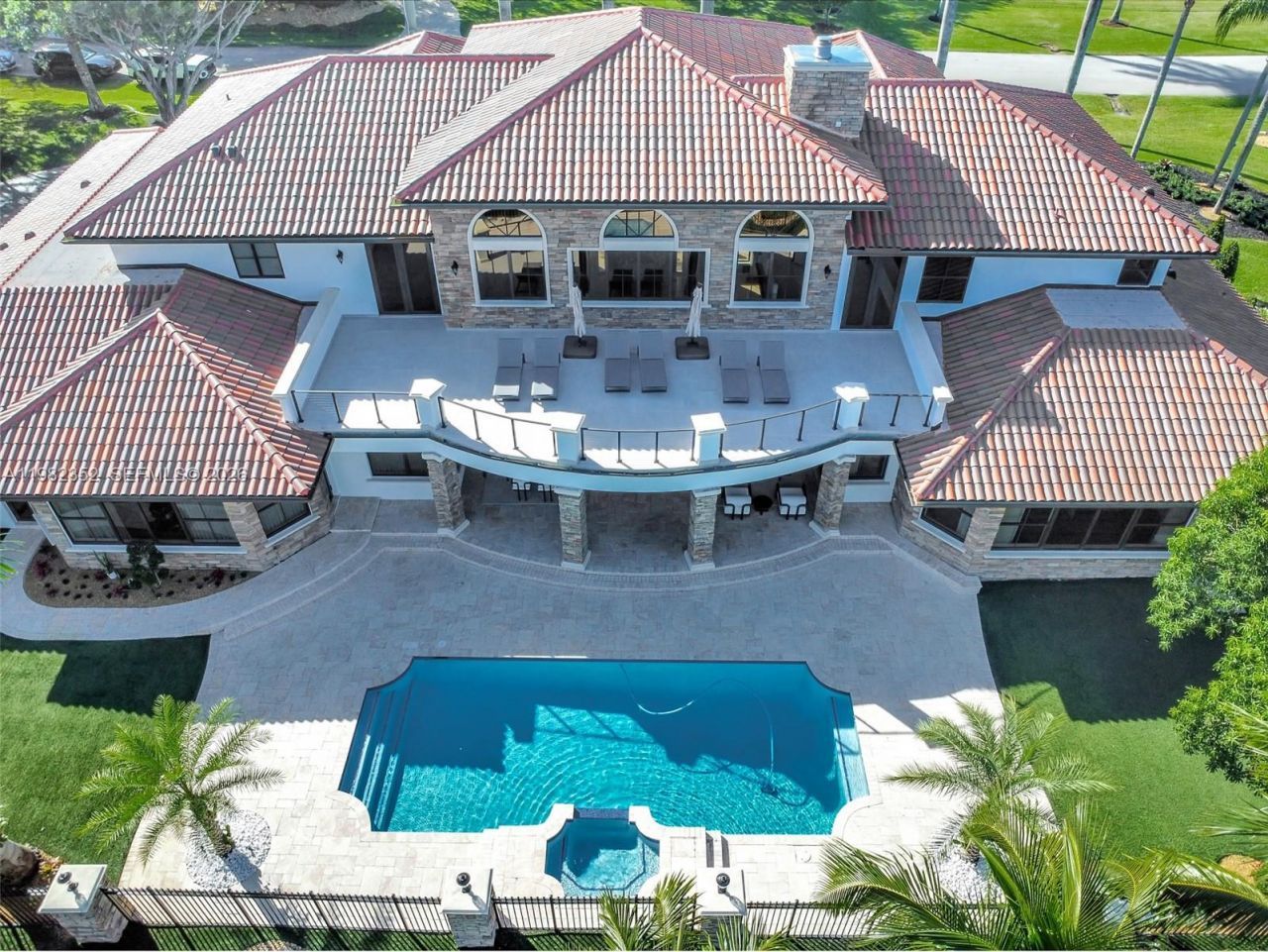 2905 Paddock Rd, Weston, FL 33331 Photo