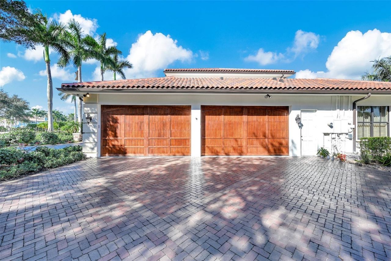 2905 Paddock Rd, Weston, FL 33331 Photo