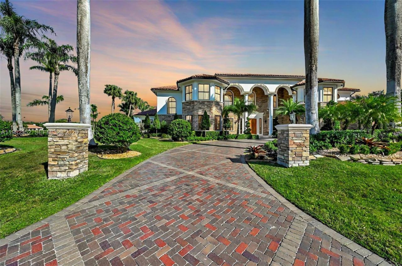 2905 Paddock Rd , Weston, FL 33331 Photo