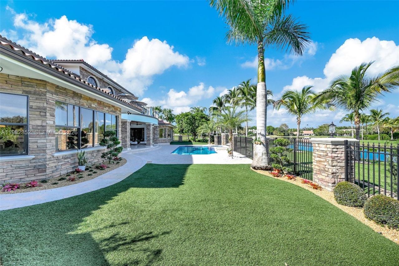 2905 Paddock Rd, Weston, FL 33331 Photo