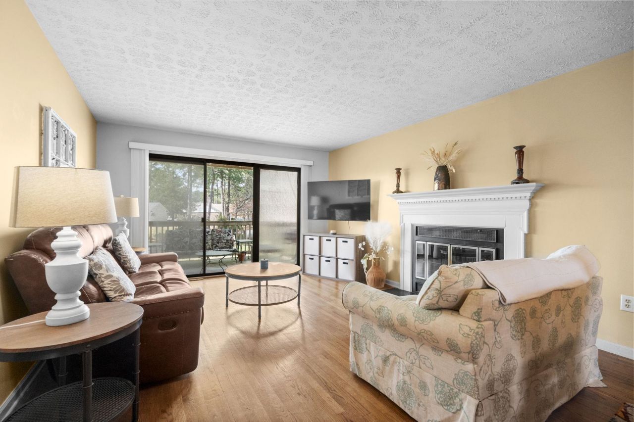 3015 Old Bryan Dr. Photo 10