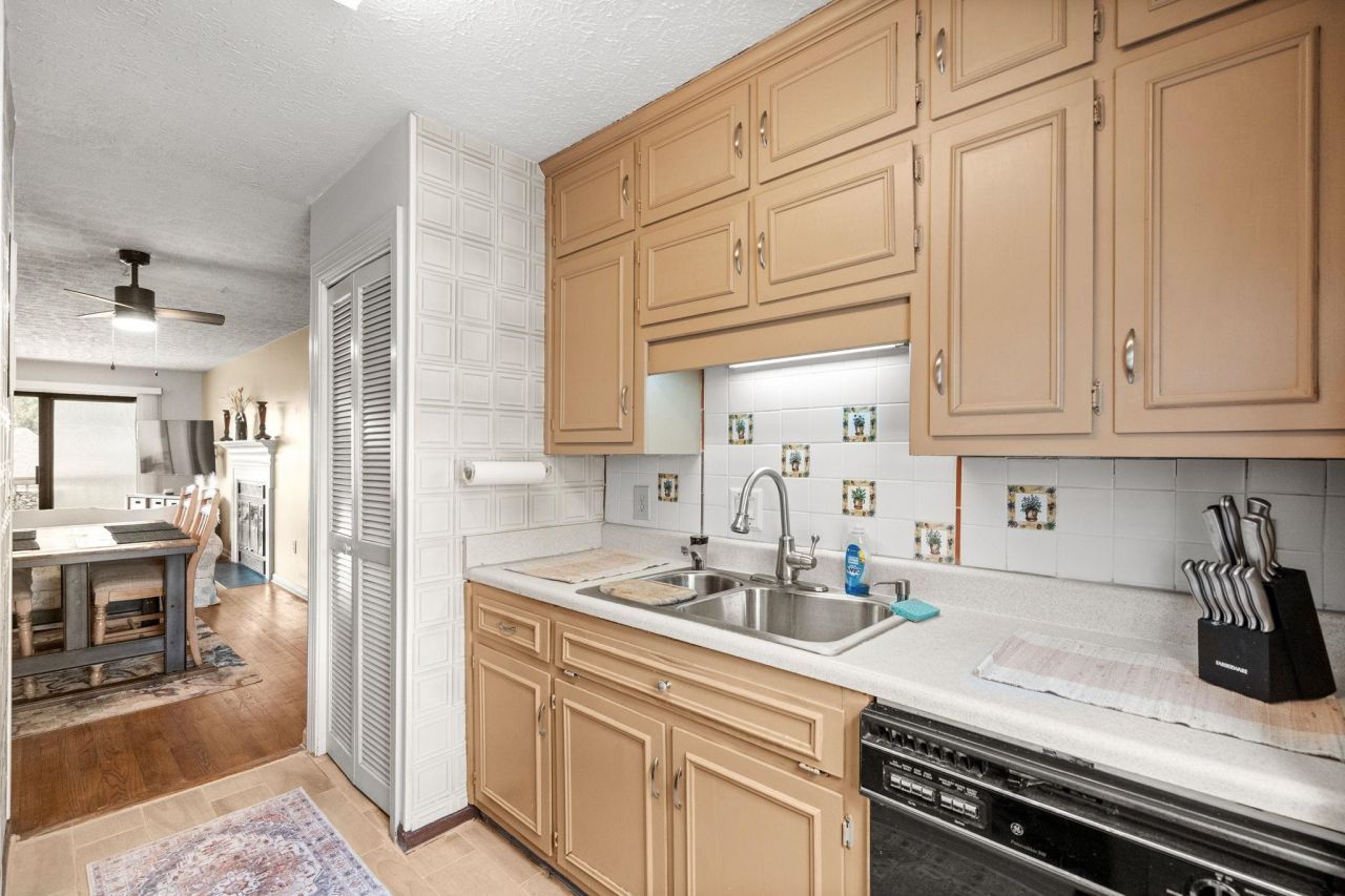 3015 Old Bryan Dr. Photo 16