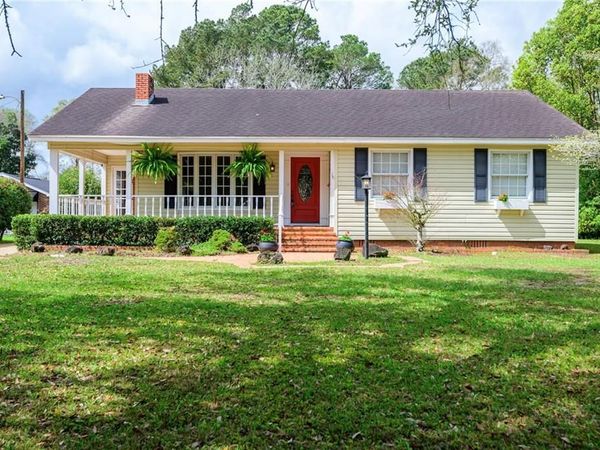 552 Magnolia Road , Mobile, AL 36606