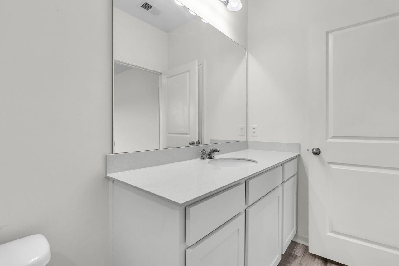 475 Pender Woods Drive Photo 15