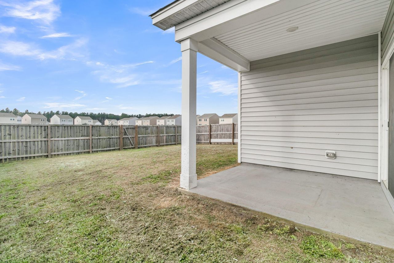 475 Pender Woods Drive Photo 23