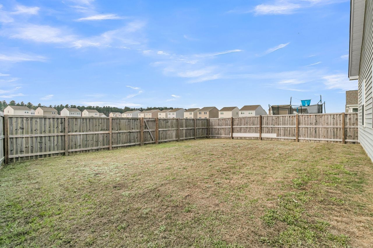 475 Pender Woods Drive Photo 24