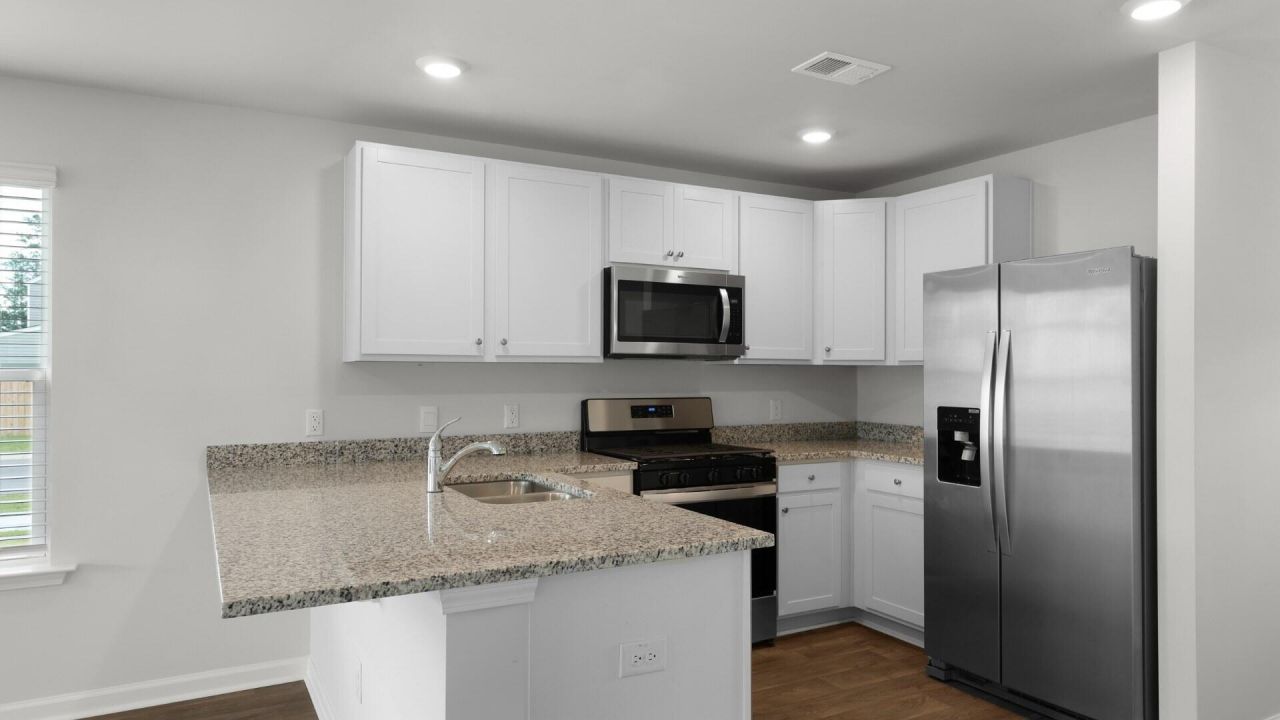 907 Long Bluff Road Photo 15