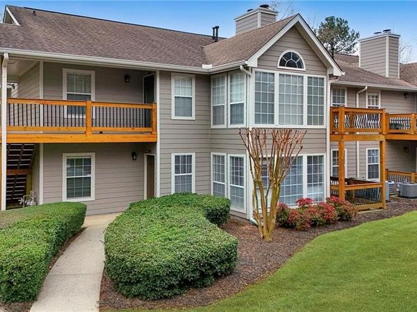 106 Berkeley Woods Drive, Duluth, GA 30096