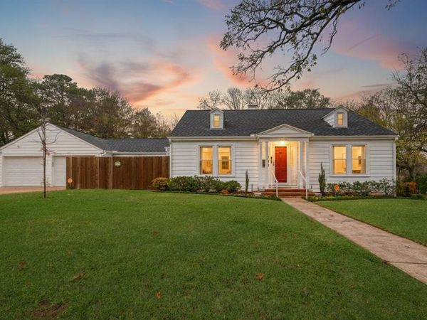 2257 Cleveland Street, Paris, TX 75460