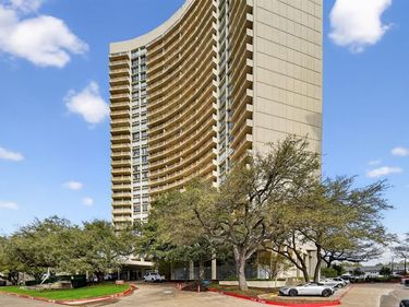 6211 W Northwest Highway, Unit G811, Dallas, TX 75225