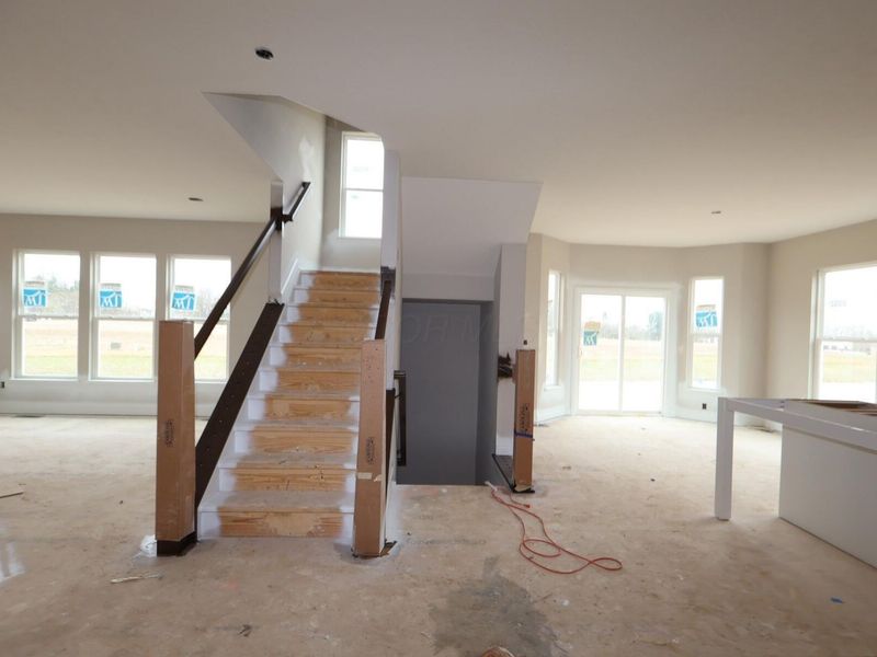 5470 Green Castle, Delaware, OH 43015 Photo 3