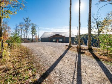 1484 Forest View Drive, Frenchburg, KY 40322