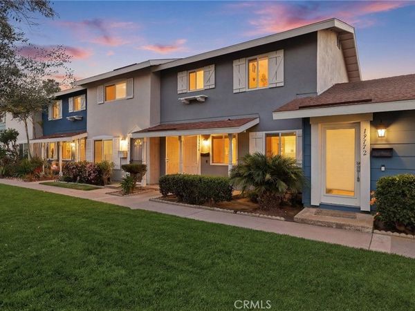 19774 Cambridge Lane, Huntington Beach, CA 92646