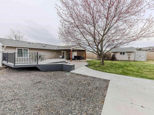 2646 25th St, Clarkston, WA 99403