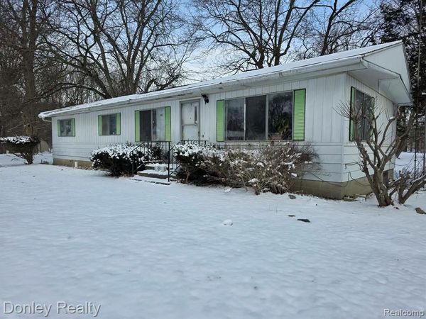 6174 Marlette Street, Marlette, MI 48453