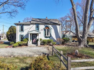 3210 Sell Street , Commerce Twp, MI 48390