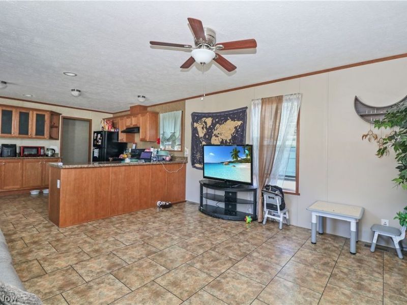 4400 Melrose Drive, Unit 9, Wooster, OH 44691 Photo 4