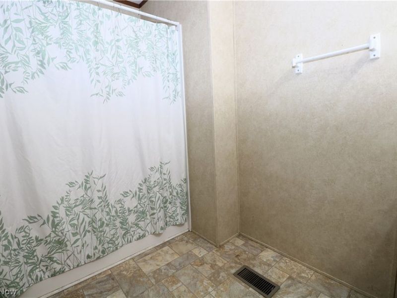 4400 Melrose Drive, Unit 9, Wooster, OH 44691 Photo 8