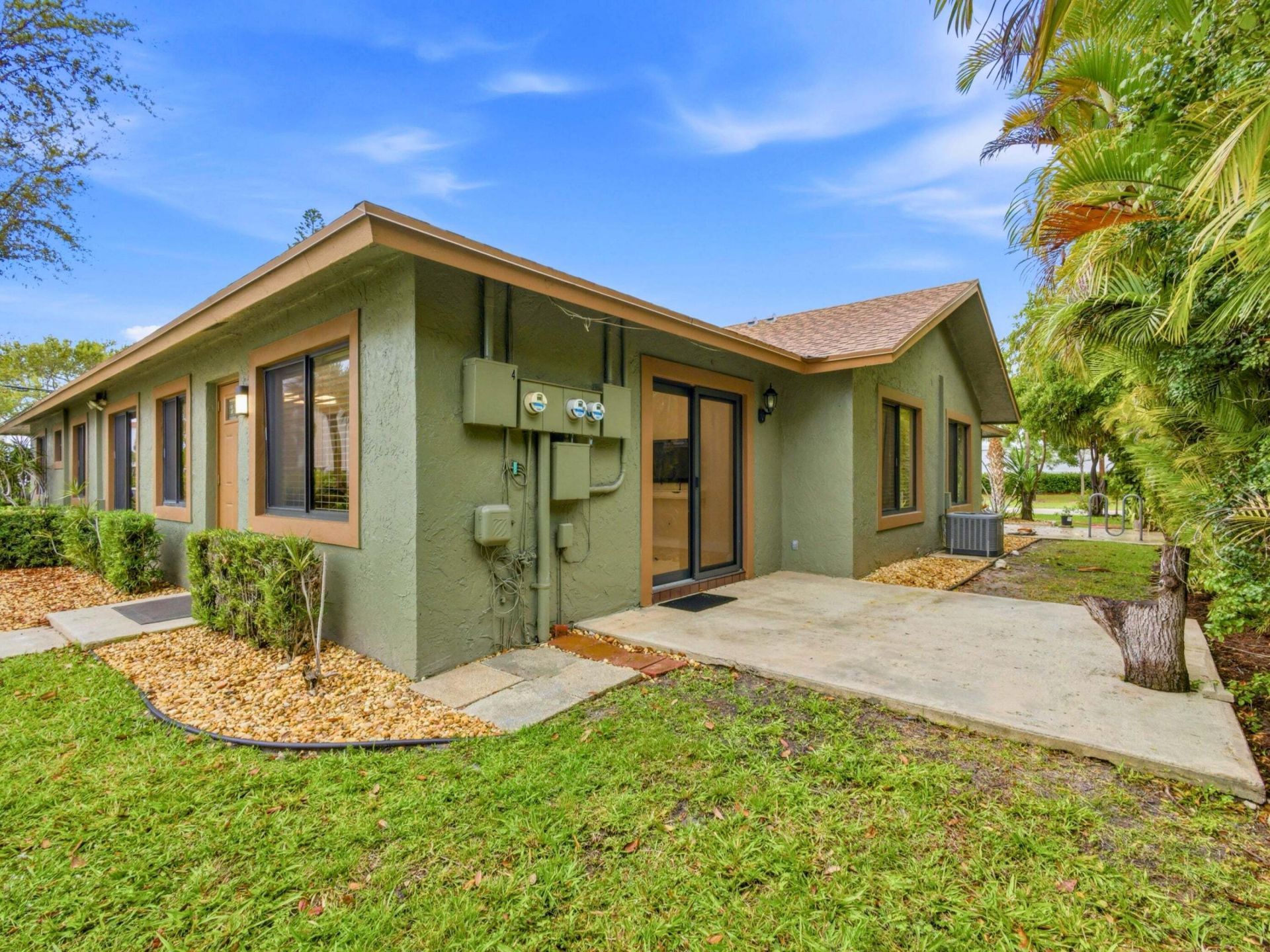 825 Dogwood Drive, Delray Beach, FL 33483 Photo