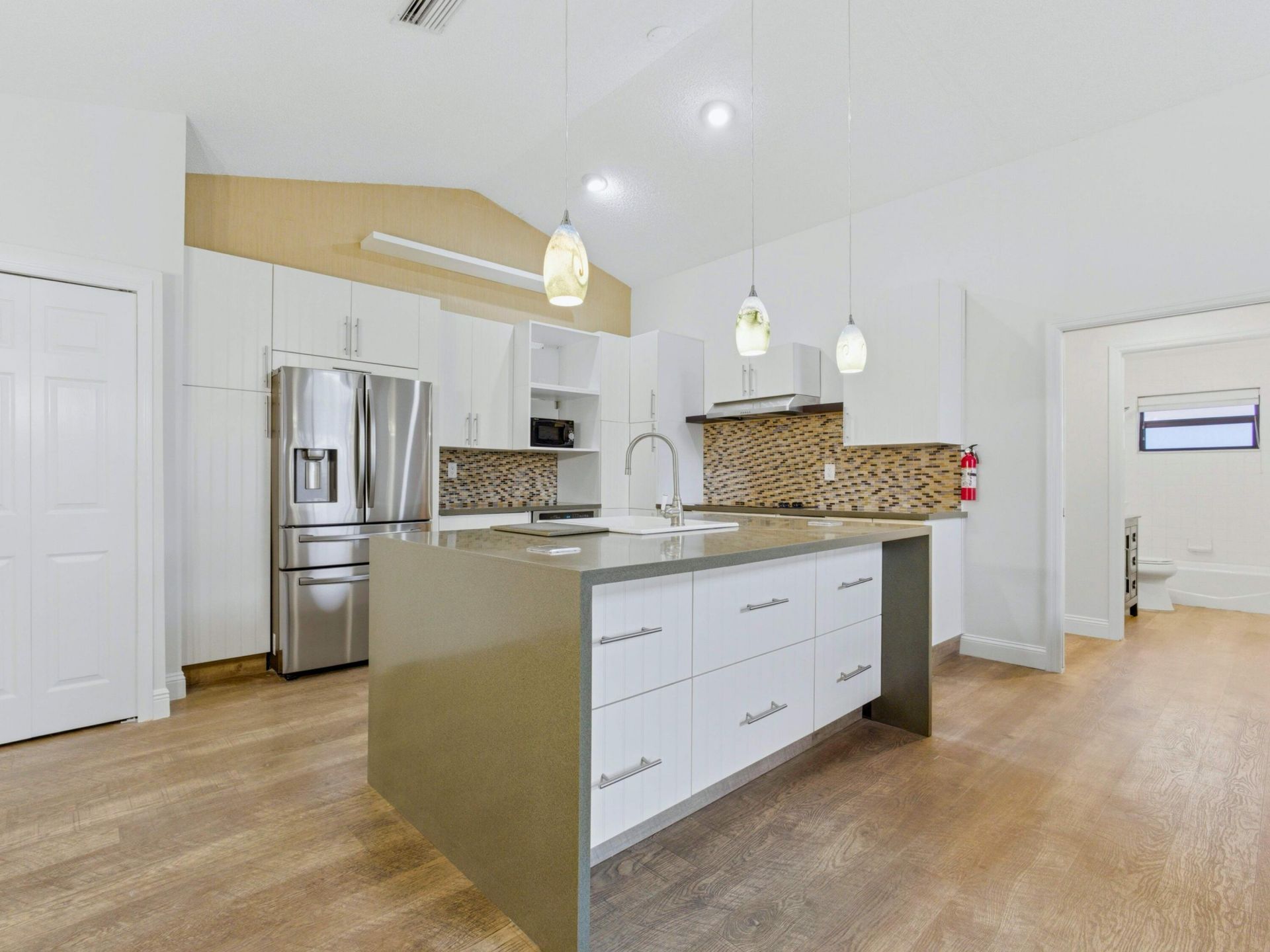 825 Dogwood Drive, Delray Beach, FL 33483 Photo