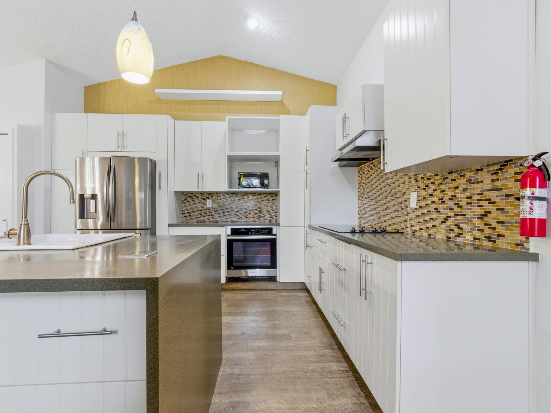 825 Dogwood Drive, Delray Beach, FL 33483 Photo