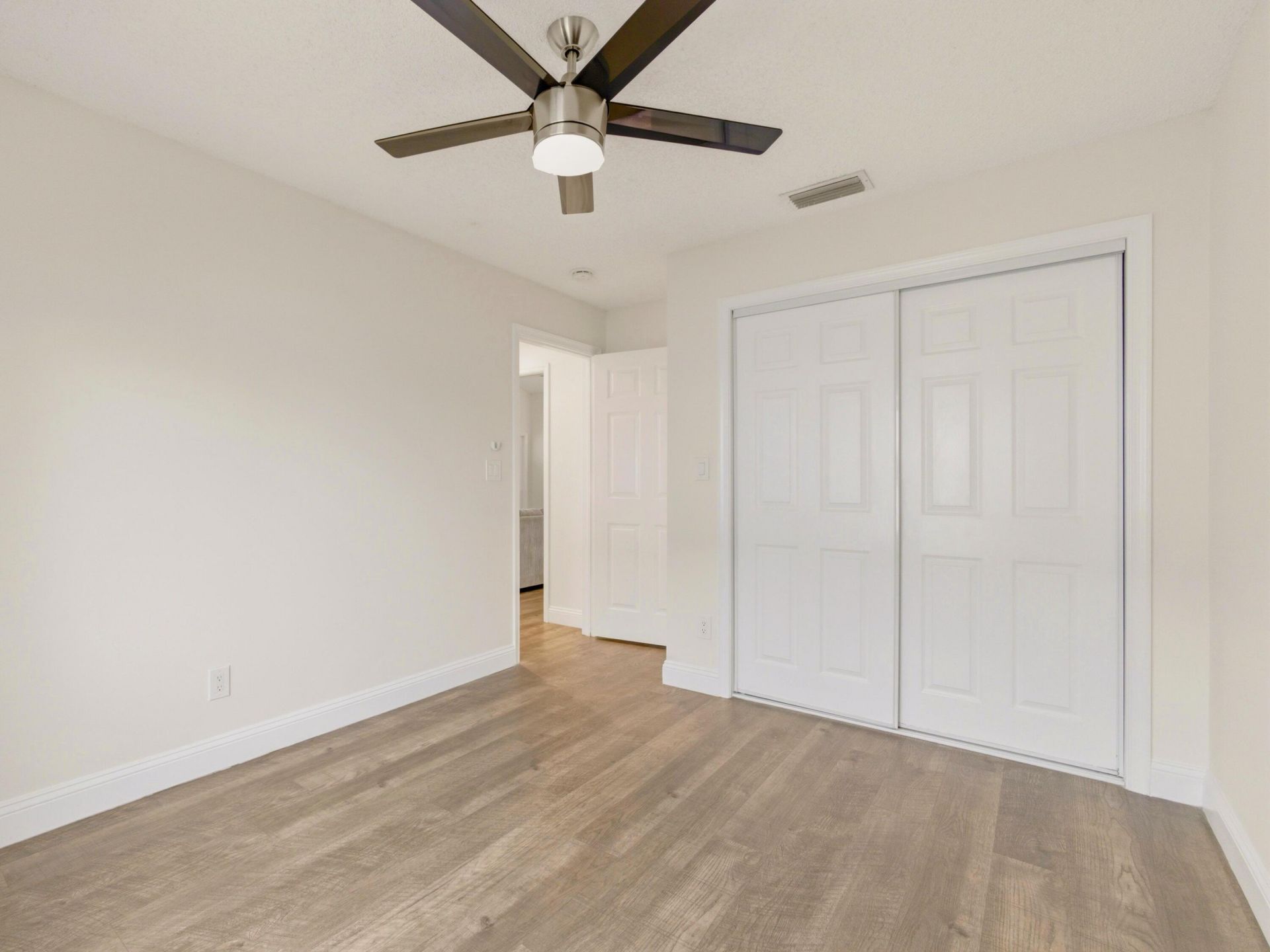 825 Dogwood Drive, Delray Beach, FL 33483 Photo