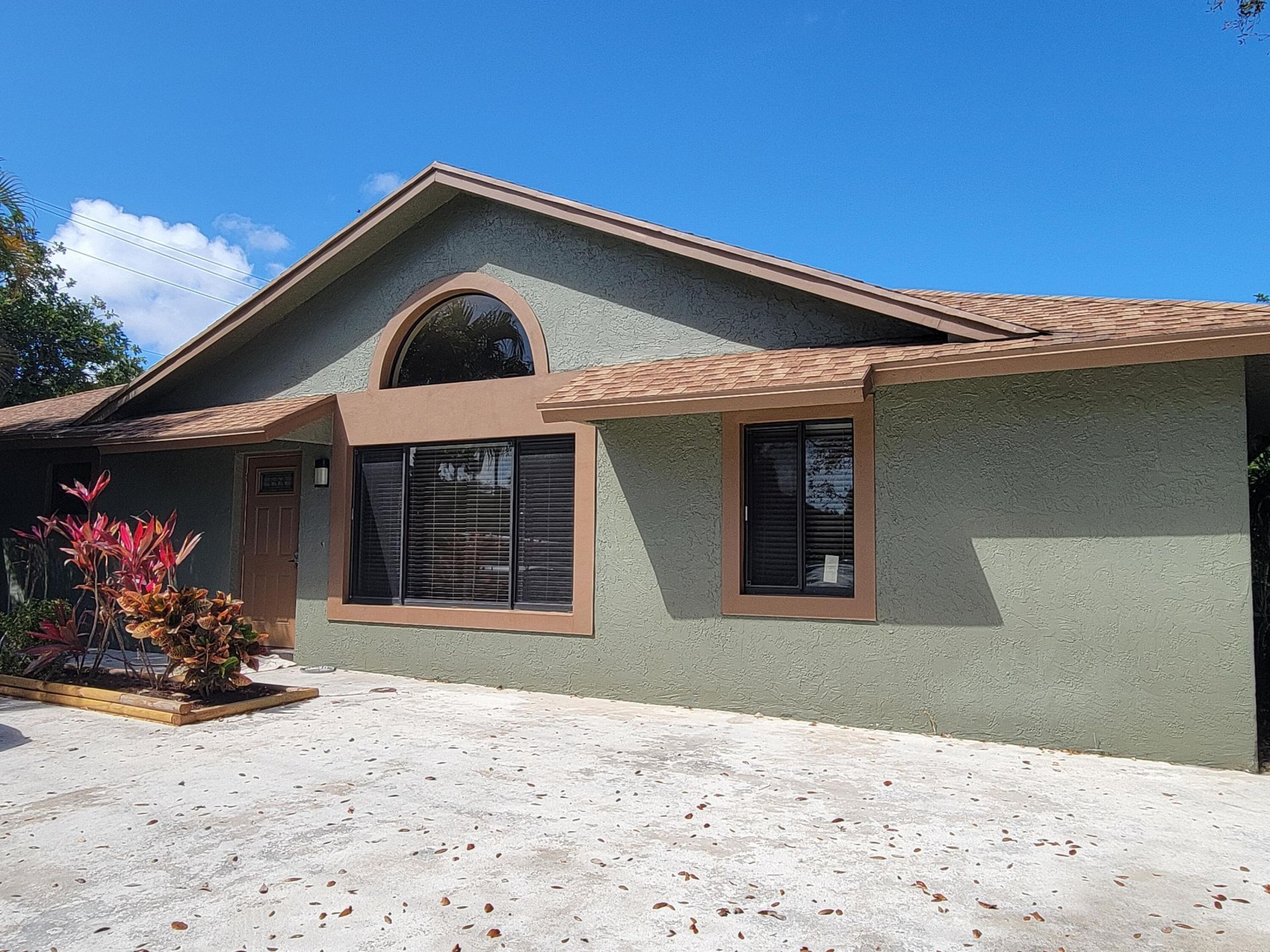 825 Dogwood Drive, Delray Beach, FL 33483 Photo