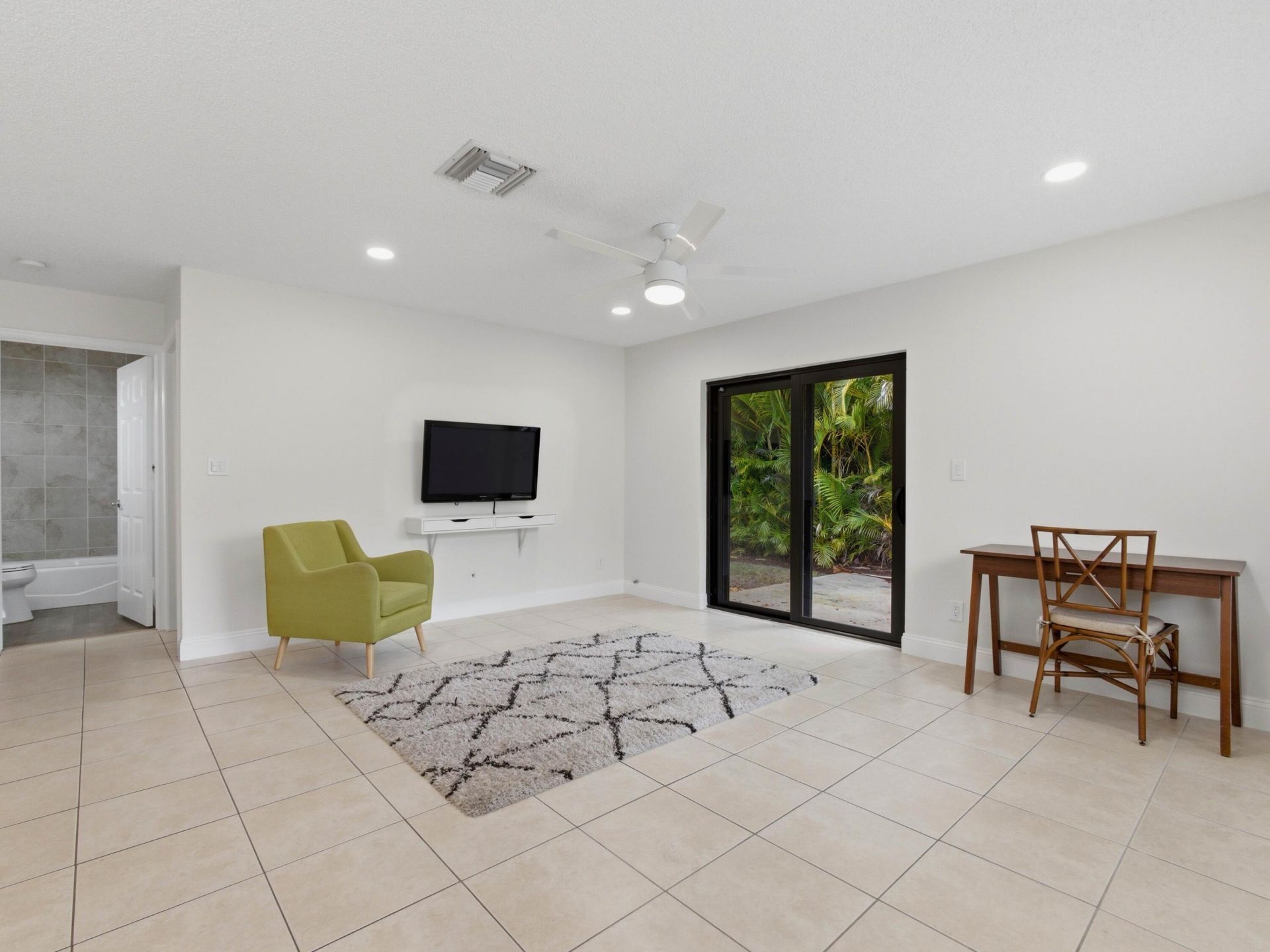 825 Dogwood Drive, Delray Beach, FL 33483 Photo