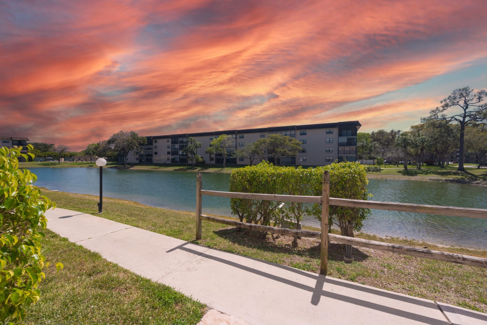 4940 E Sabal Palm Boulevard, Unit 108, Tamarac, FL 33319 Photo