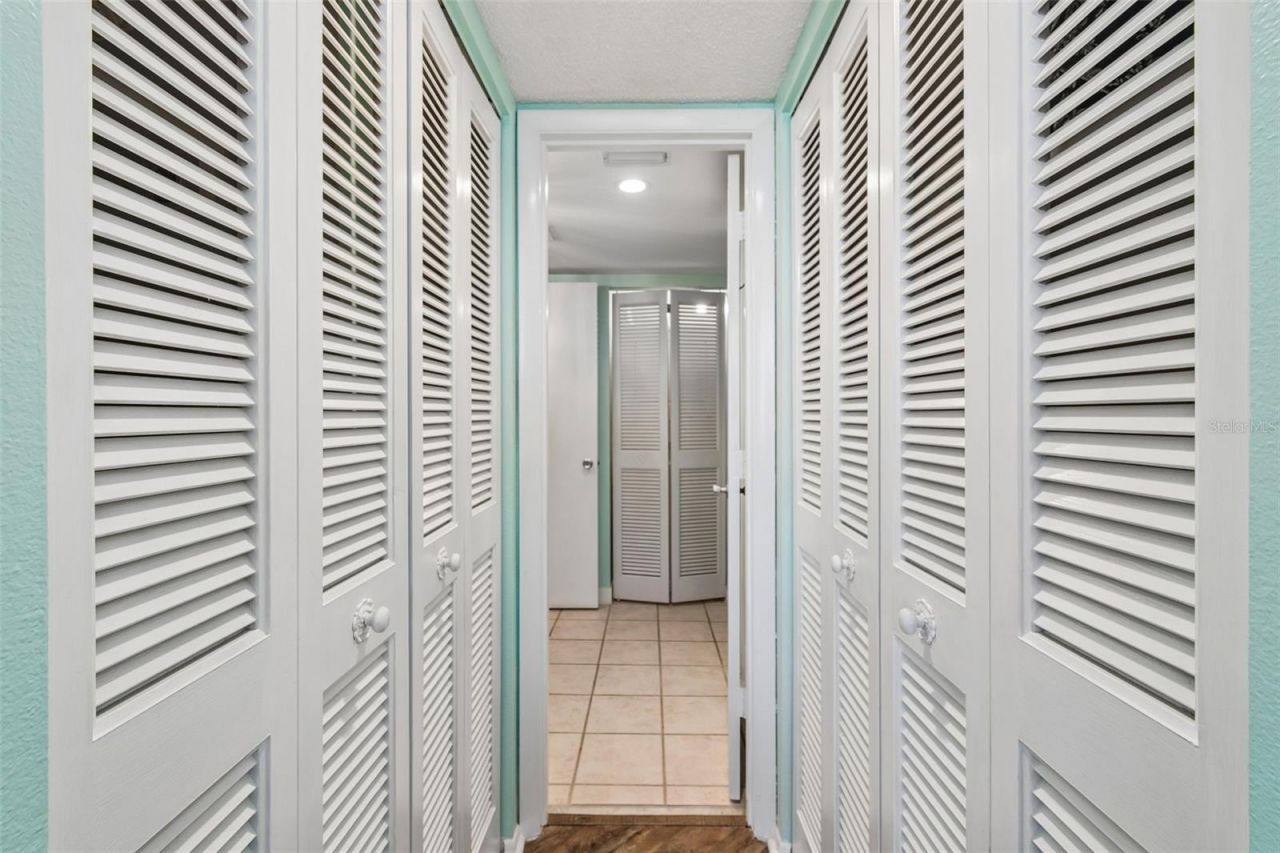 6263 Midnight Pass Road , Unit 301, Sarasota, FL 34242 Photo