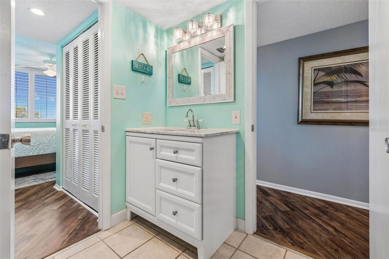 6263 Midnight Pass Road , Unit 301, Sarasota, FL 34242 Photo