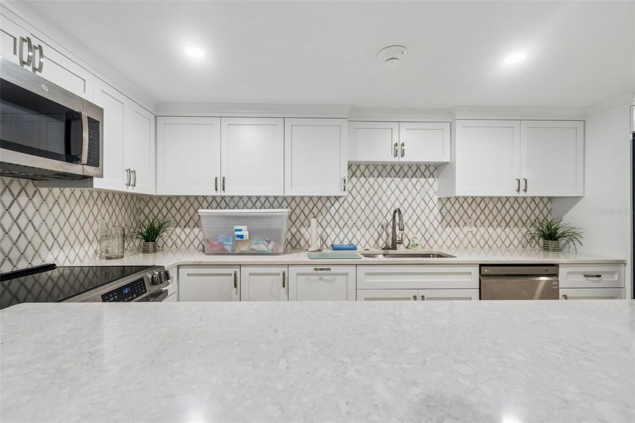 6263 Midnight Pass Road , Unit 301, Sarasota, FL 34242 Photo