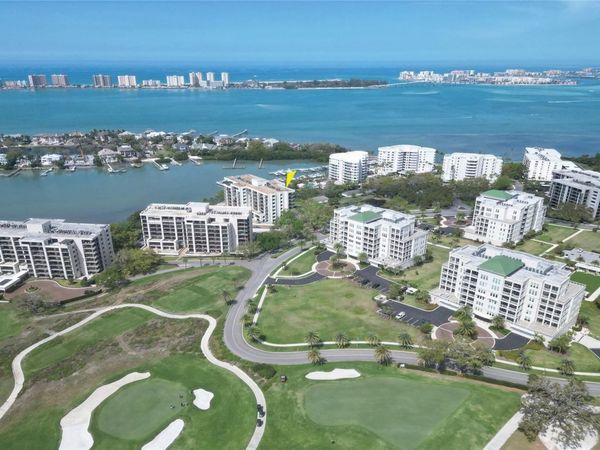 8 BELLEVIEW BOULEVARD, Unit 702, BELLEAIR, FL 33756