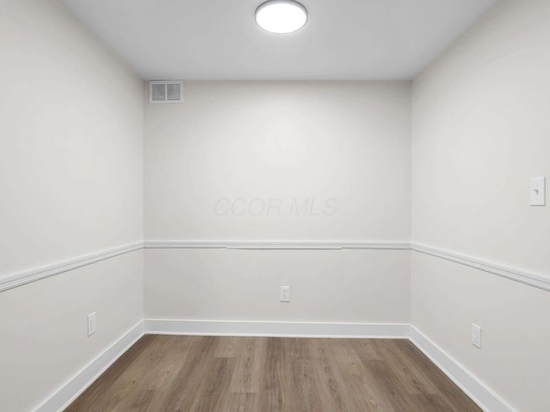 231 N London Street , Mount Sterling, OH 43143 Photo 15