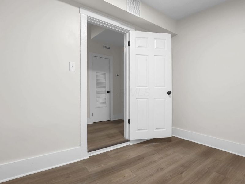 231 N London Street , Mount Sterling, OH 43143 Photo 18