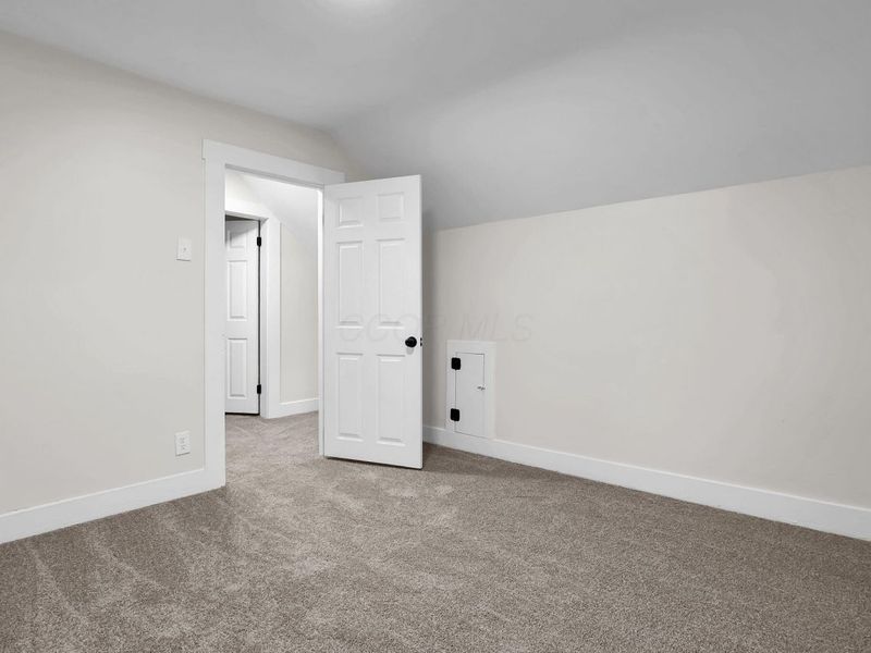 231 N London Street , Mount Sterling, OH 43143 Photo 20