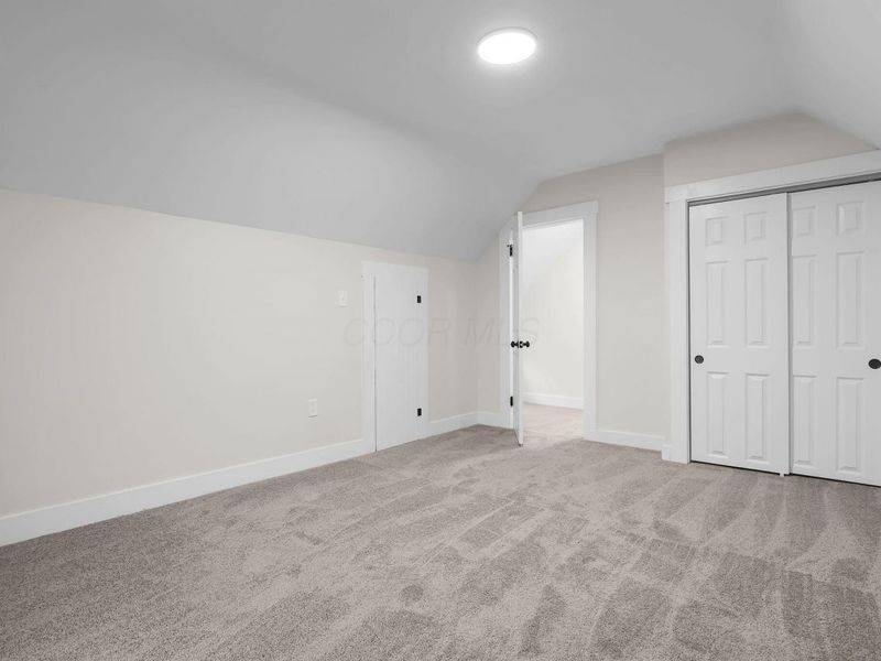 231 N London Street , Mount Sterling, OH 43143 Photo 22