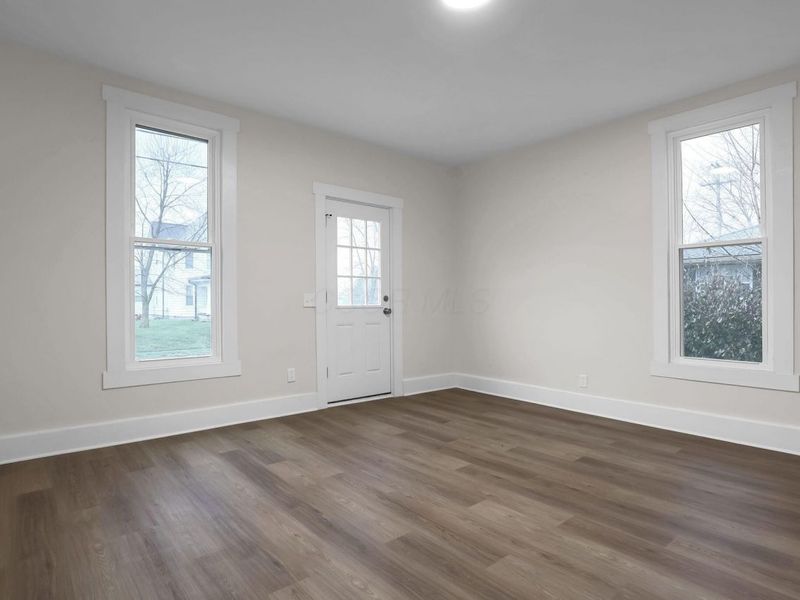 231 N London Street , Mount Sterling, OH 43143 Photo 7