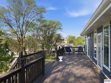 1702 Dunbar Drive, Plattsmouth, NE 68048