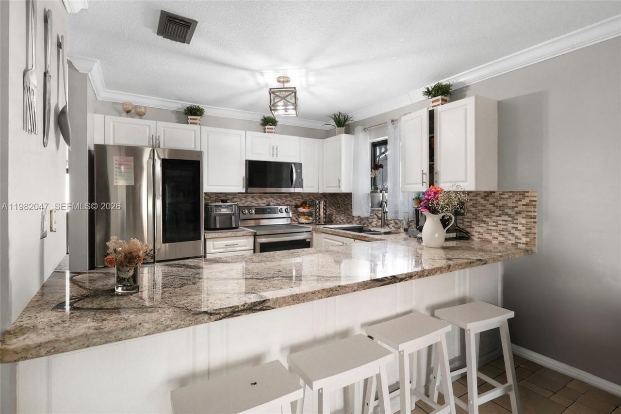 12633 SW 224th St , Miami, FL 33170 Photo