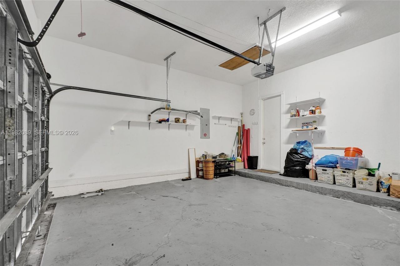 1459 Shoreline Way, Hollywood, FL 33019 Photo