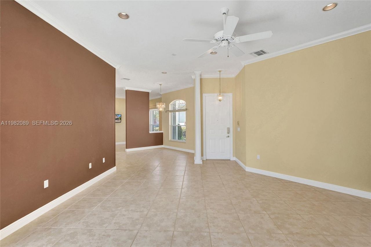 1459 Shoreline Way, Hollywood, FL 33019 Photo
