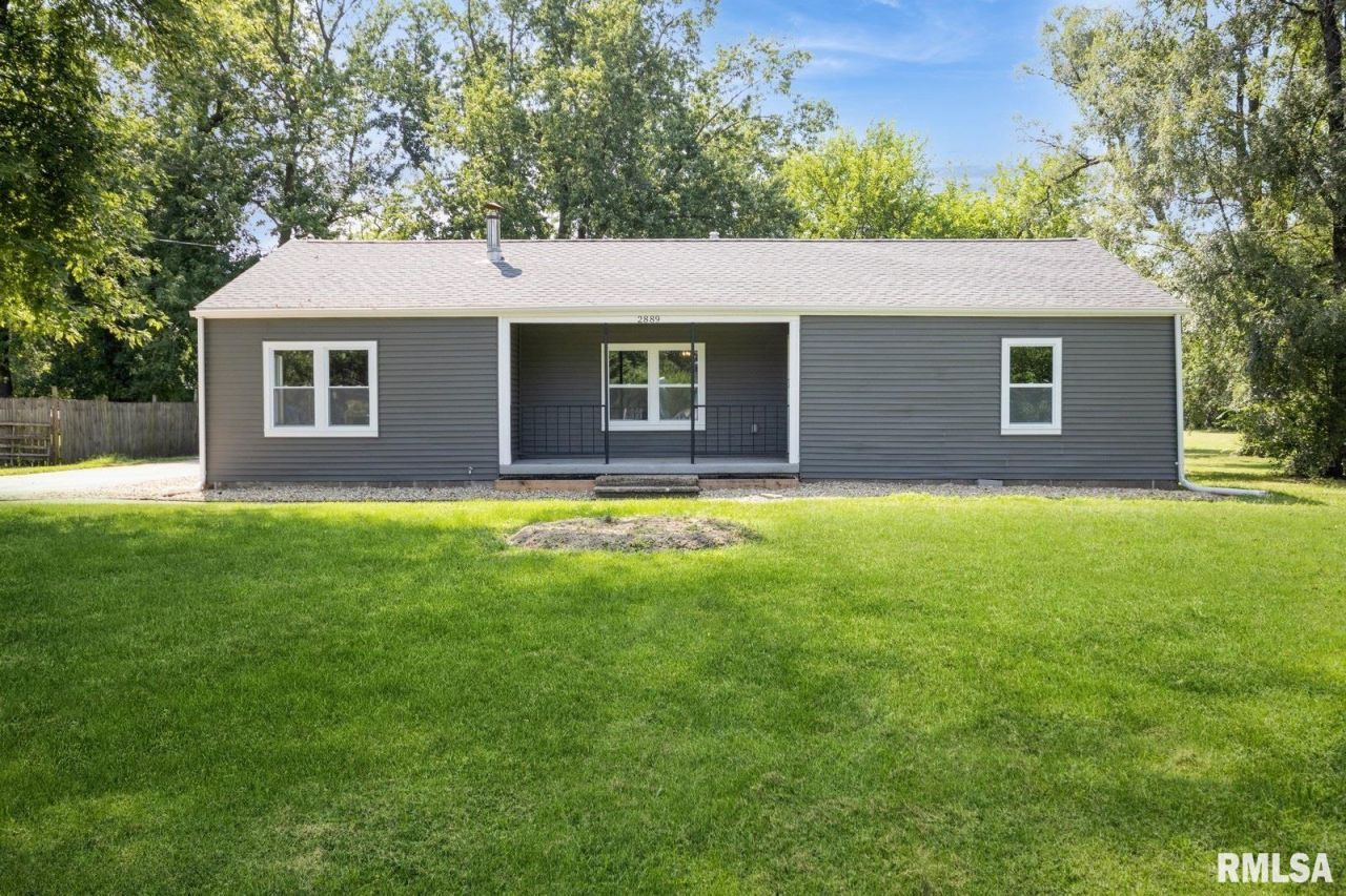 2889 N 25th Street, Decatur, IL 62526 Main Photo