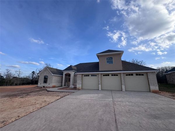 1616 Courtland Lane, Lindale, TX 75771