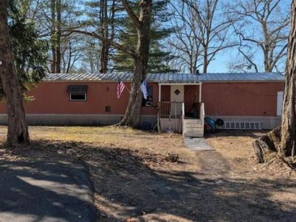 11 HAPPY VALLEY ROAD , ORWIGSBURG, PA 17961