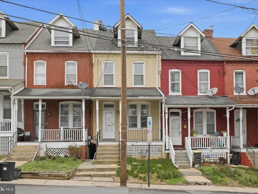 327 Hazel Street, Lancaster, PA 17603 Main Photo