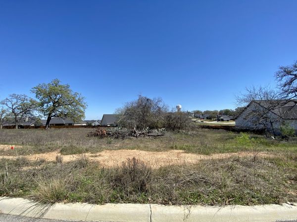 117 Red Oak Trail, La Vernia, TX 78121