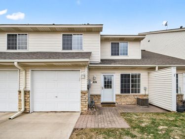 874 Gannon Drive, Shakopee, MN 55379