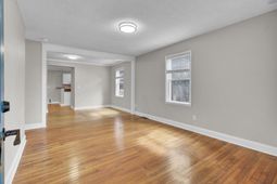 2232 Doris Drive photo 4